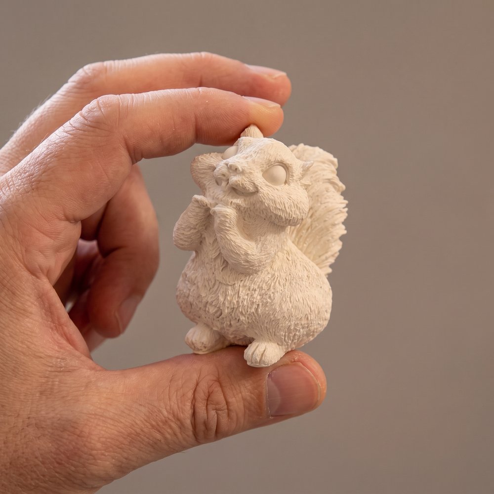 Sevimli Sincap — avuç içi boyut, 8 × 6 × 8 cm